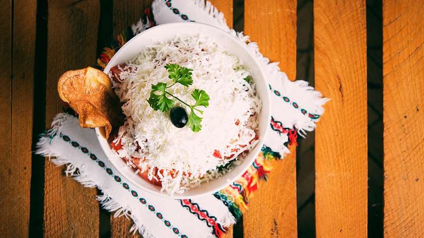 Szopska Salad