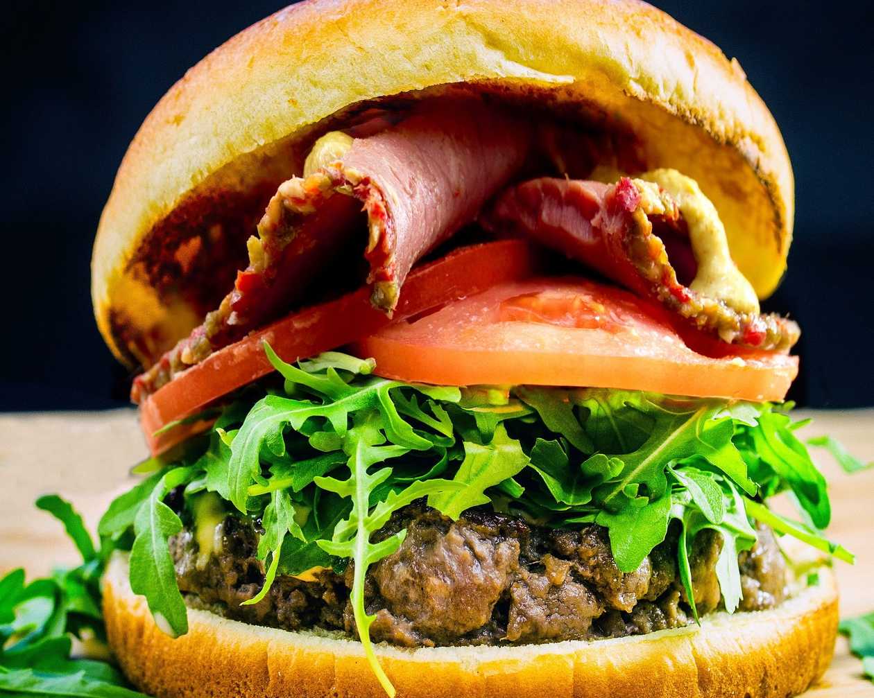 Pastrami Burger