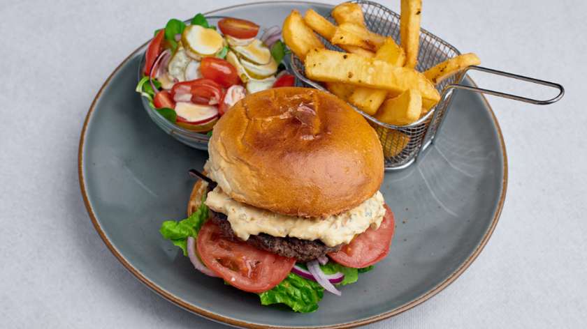 Deluxe Burger Lunch