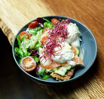 Salmon toast