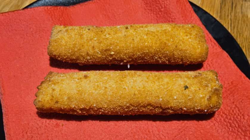 Croquettes stuffed with cheese and ham