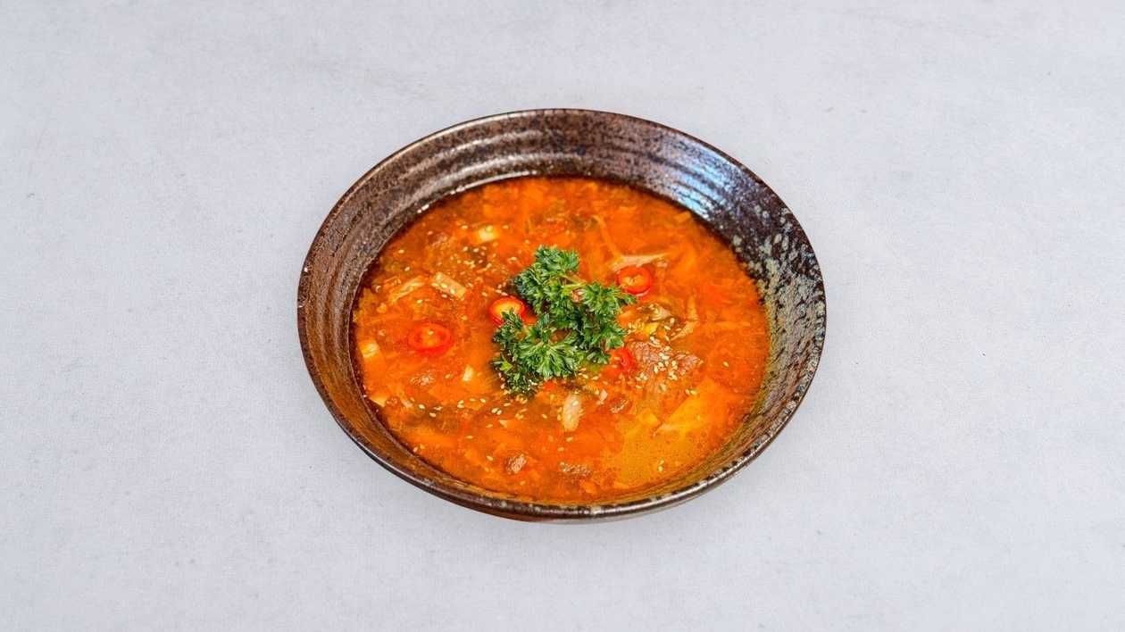 Beef in sour soup