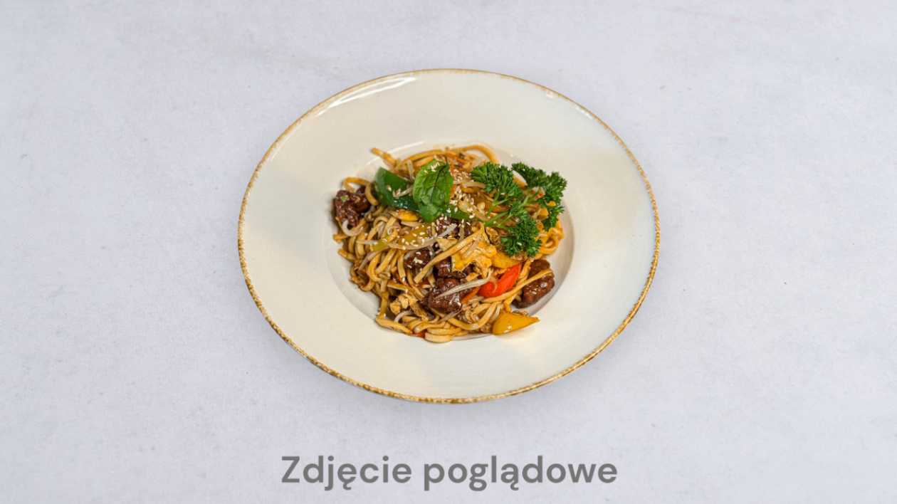 Stir-fried noodles with 3 shrimp