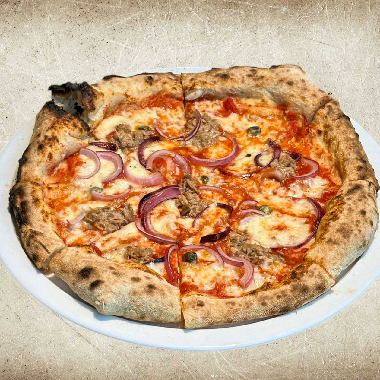 Pizza Tonno