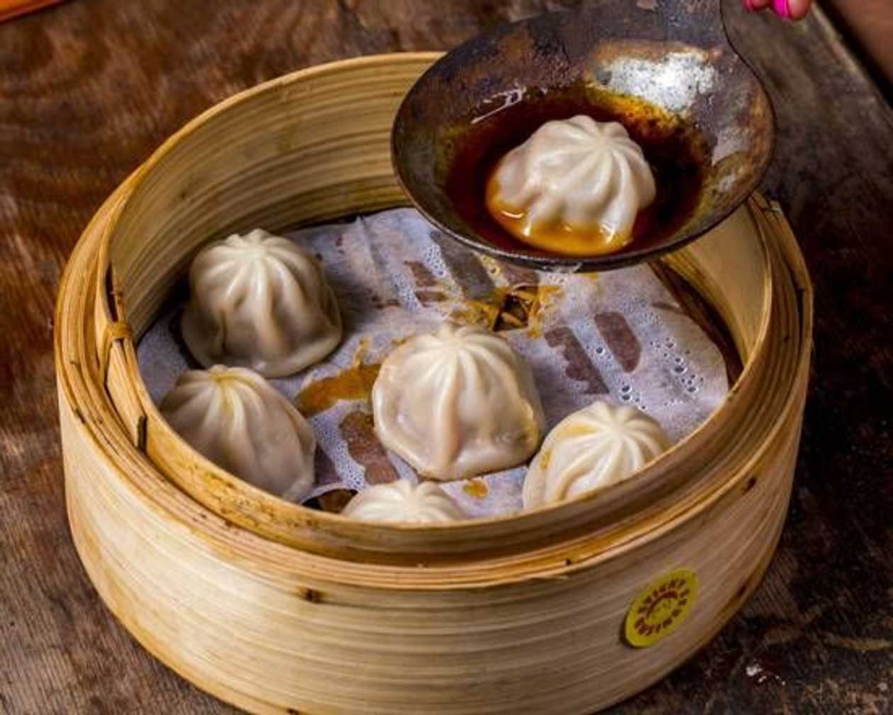 Xiao Long Bao Beef and Roasted Chili (8 pcs)