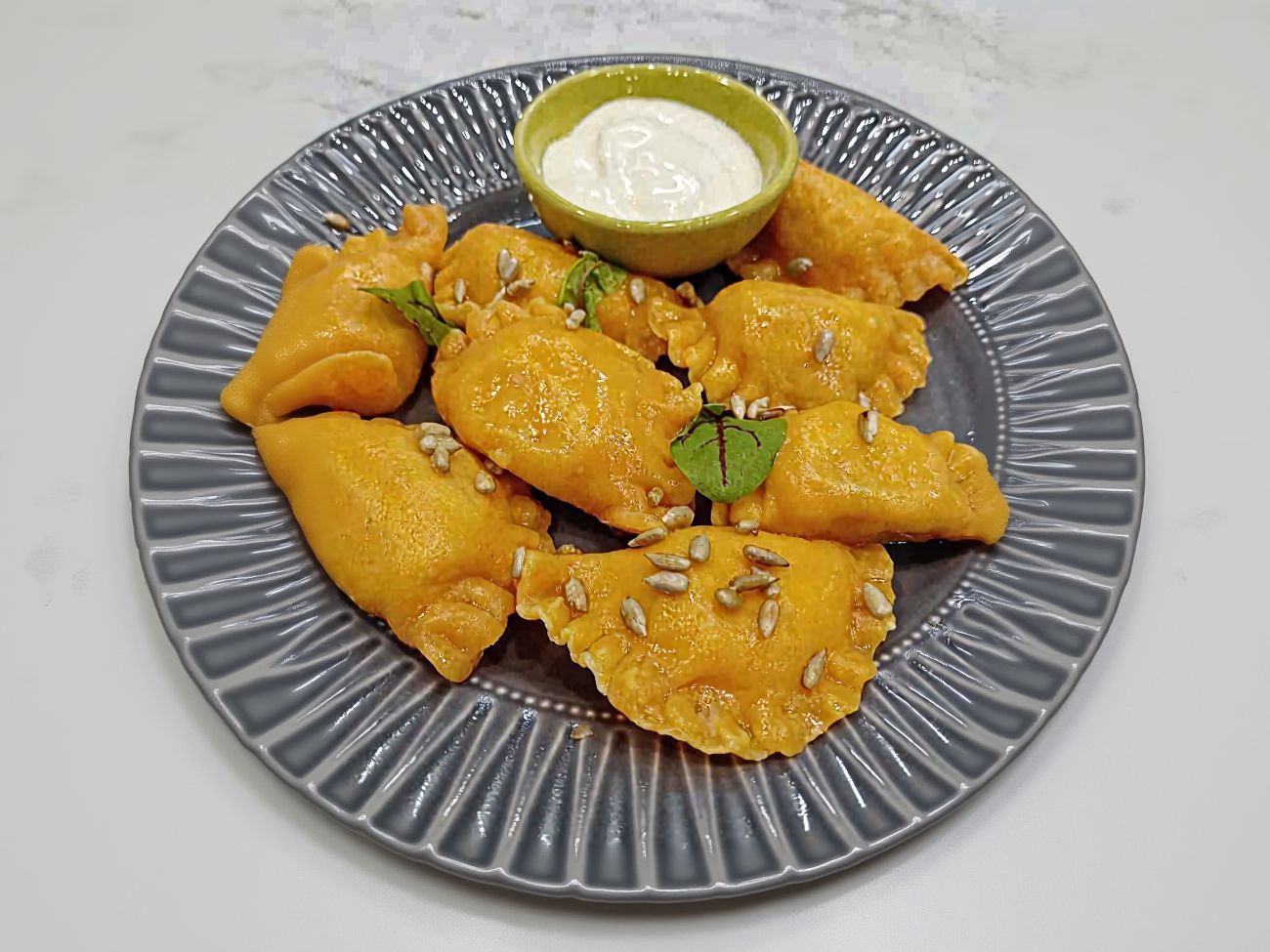 Pierogi z łososiem 5szt