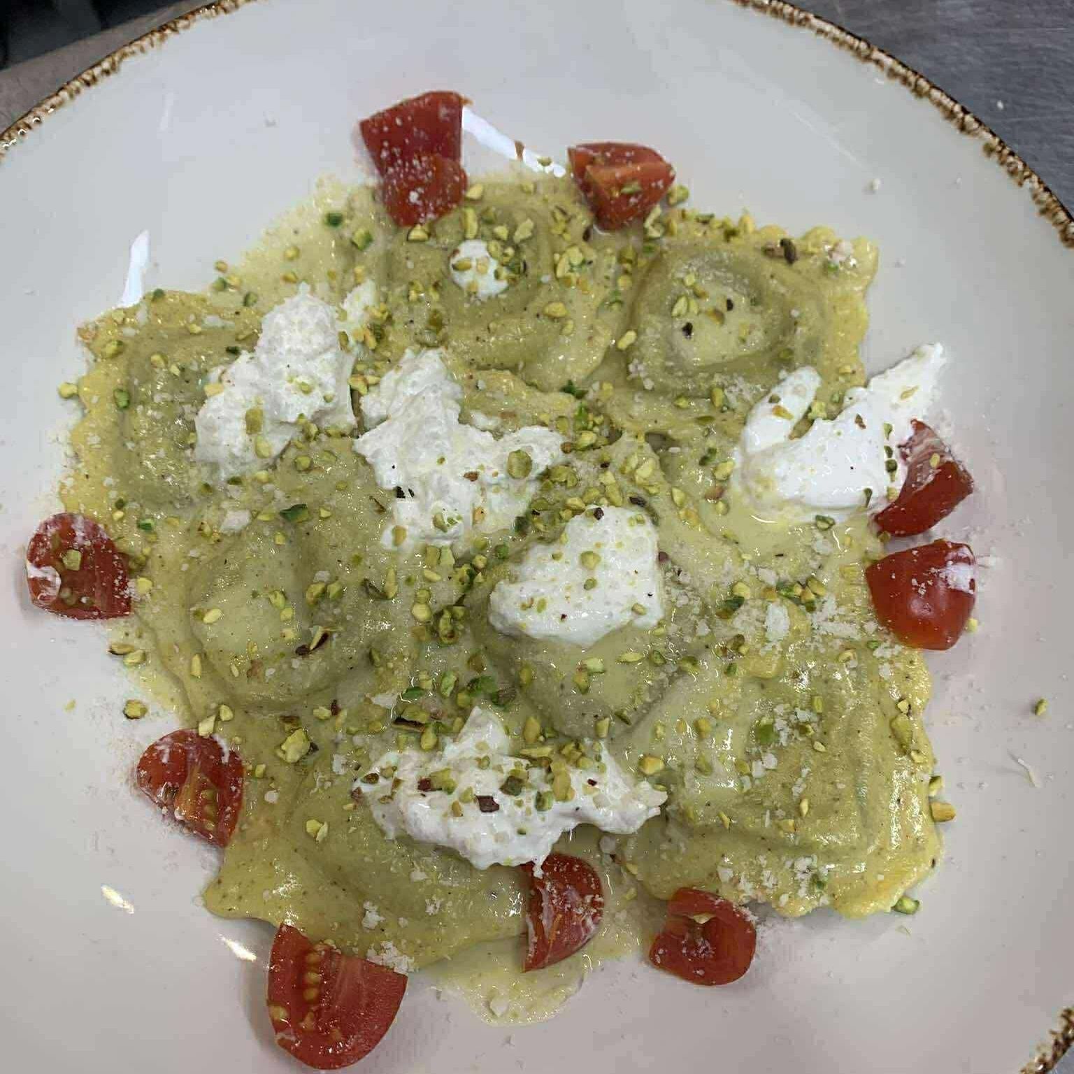RAVIOLO AL BRASATO DI GUANCIA DI MANZO