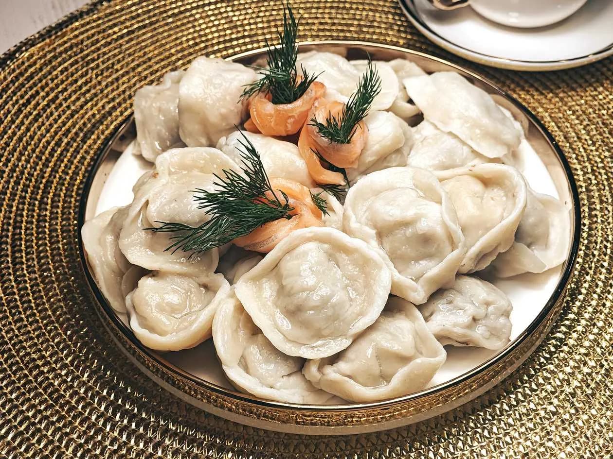 Pielmieni z łososiem 350g