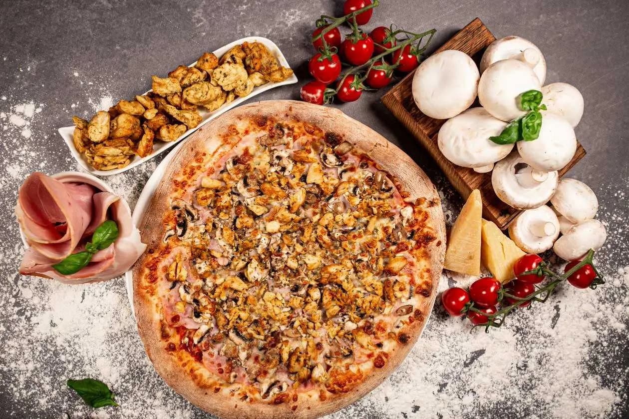 Capri-Chicken - Large Pizza