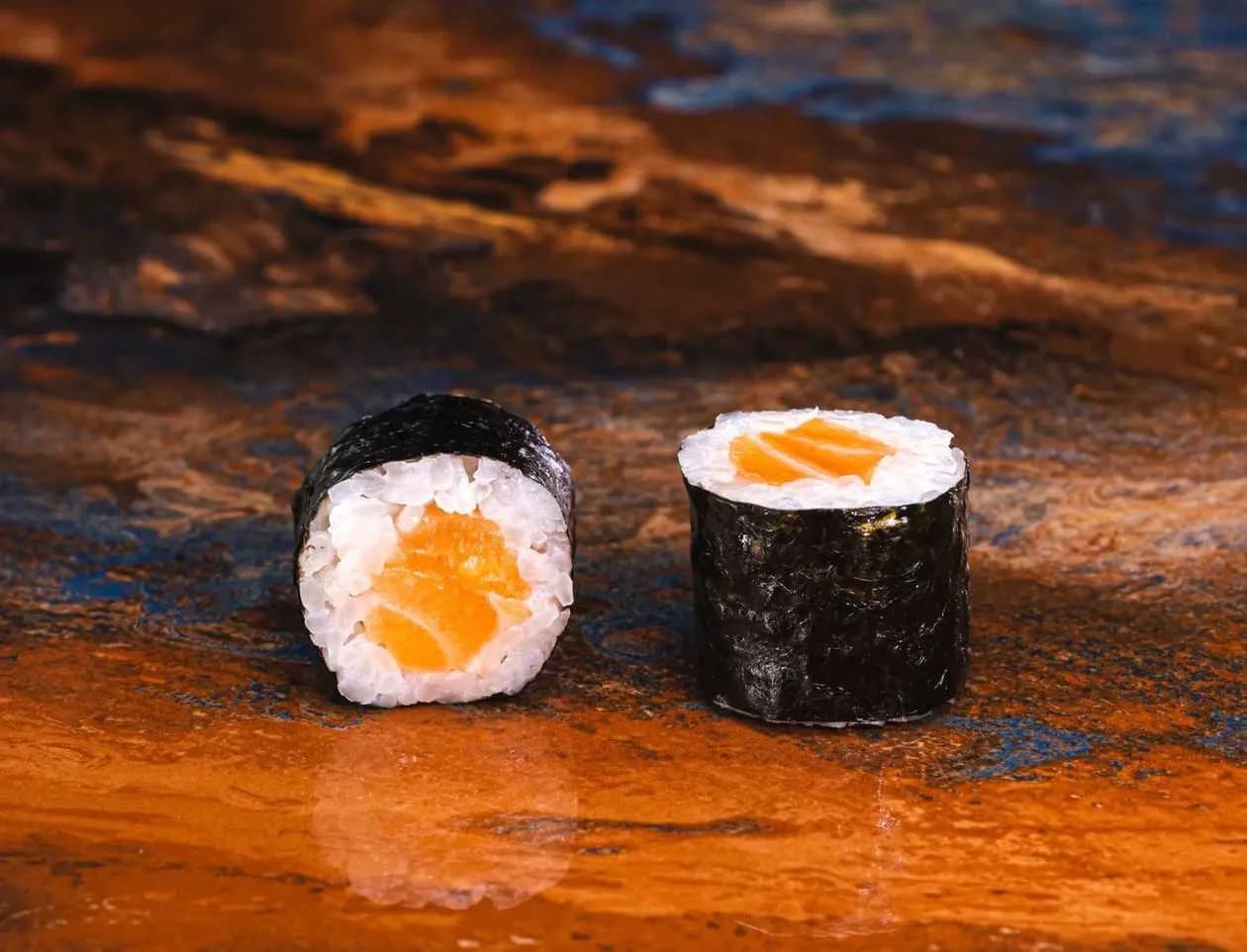 Hosomaki with Salmon