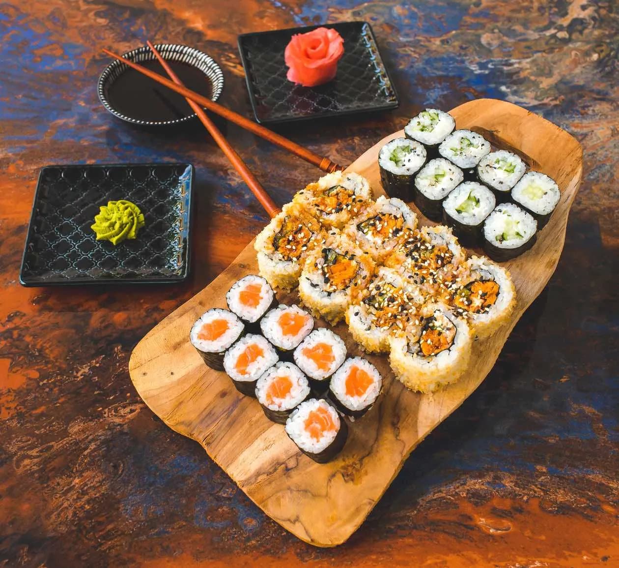 Sapporo Crunch Box (24 pcs.)