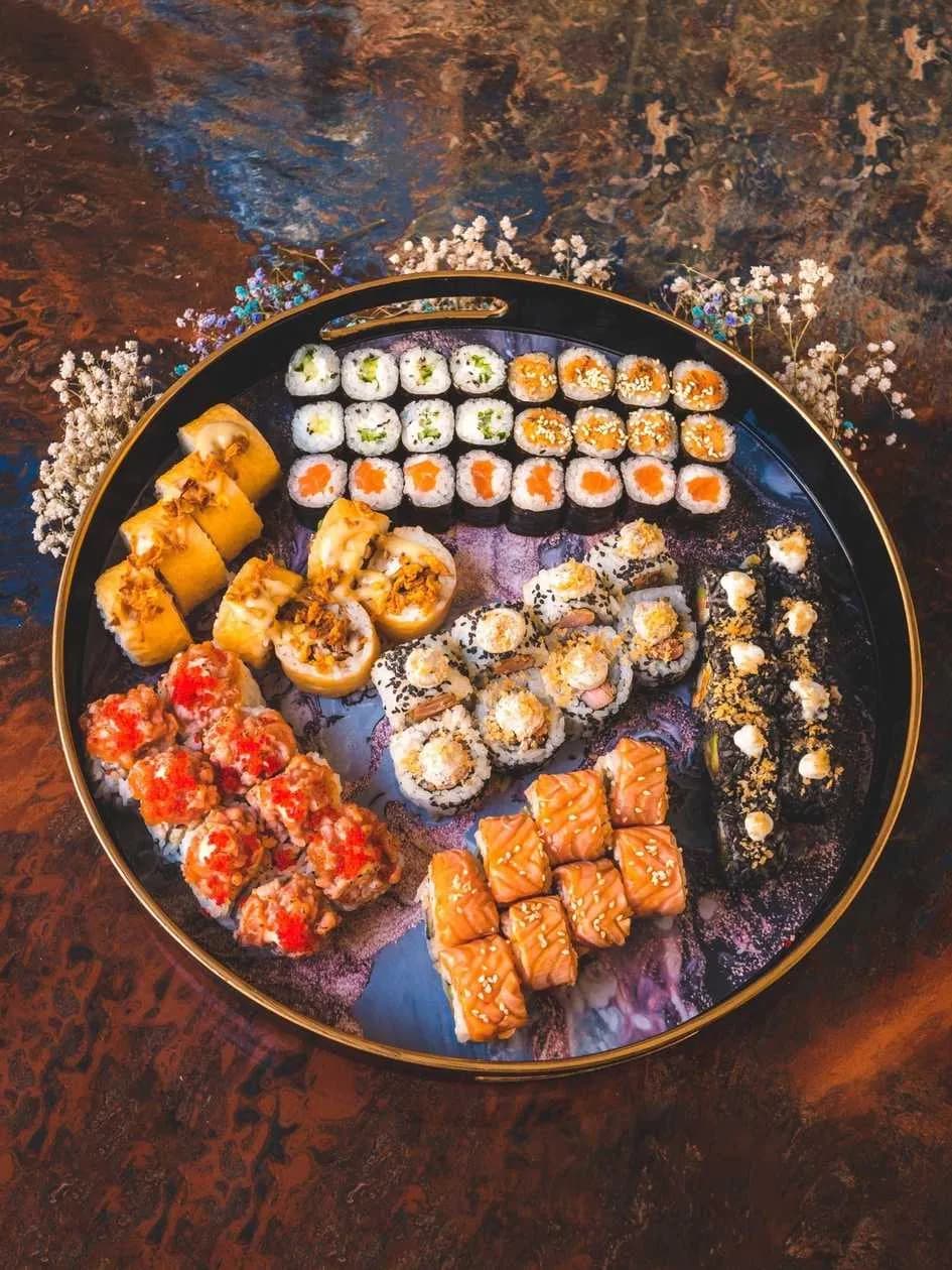 Mix Sushi World (64pcs.)