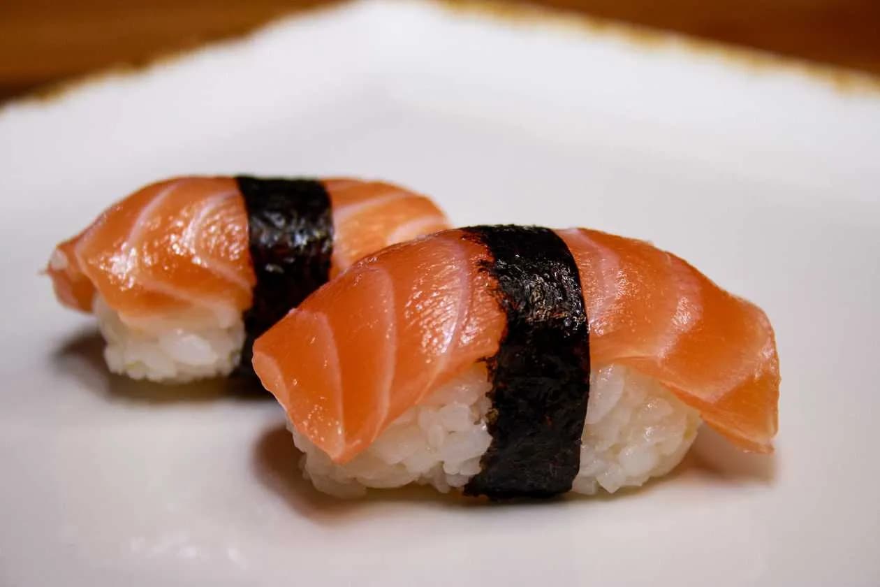 Nigiri Salmon