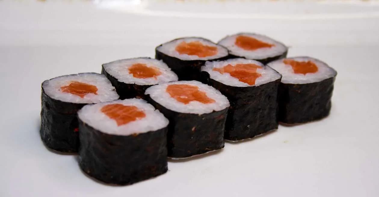 Maki with Salmon