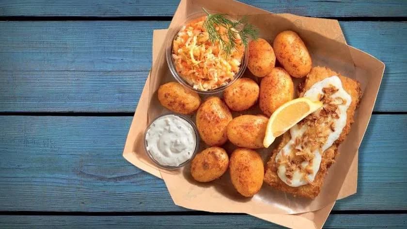 Zestaw obiadowy z morszczukiem z prażoną cebulką