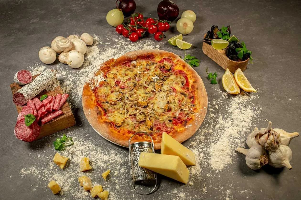 Tropicana - Small Pizza