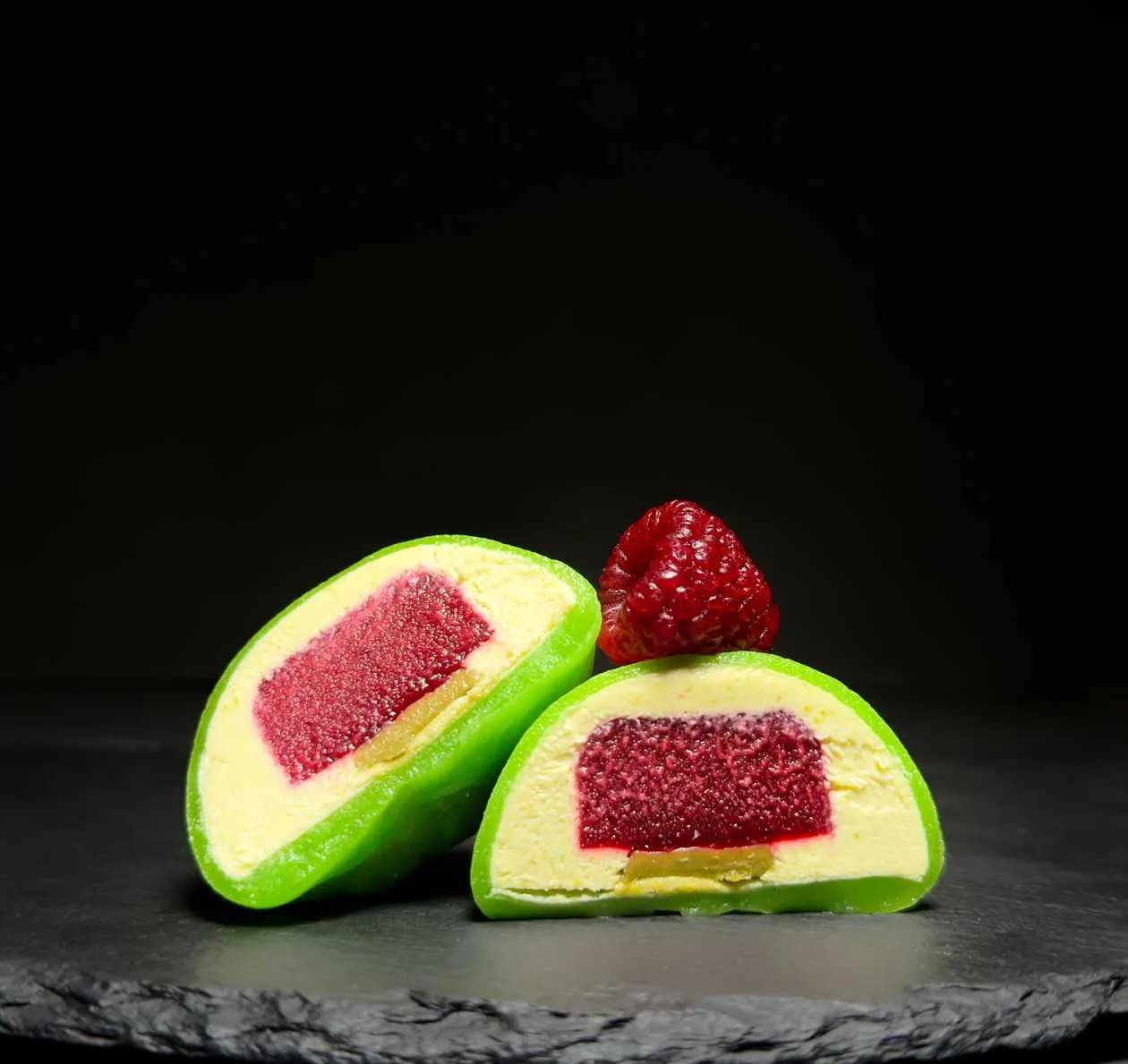 MOCHI malinowo-pistacyjny