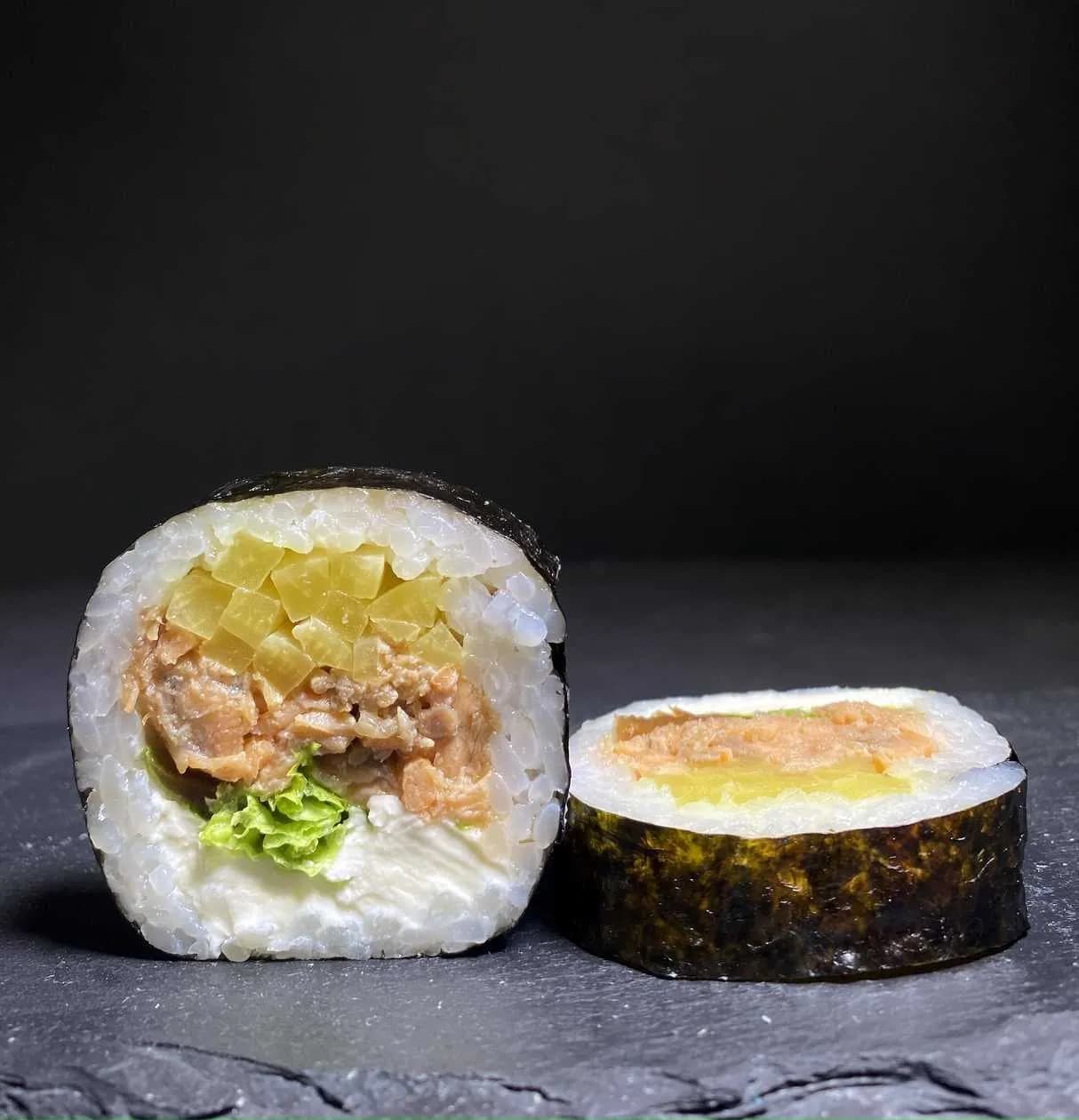 Futomaki Sake Grill (6 sztuk)