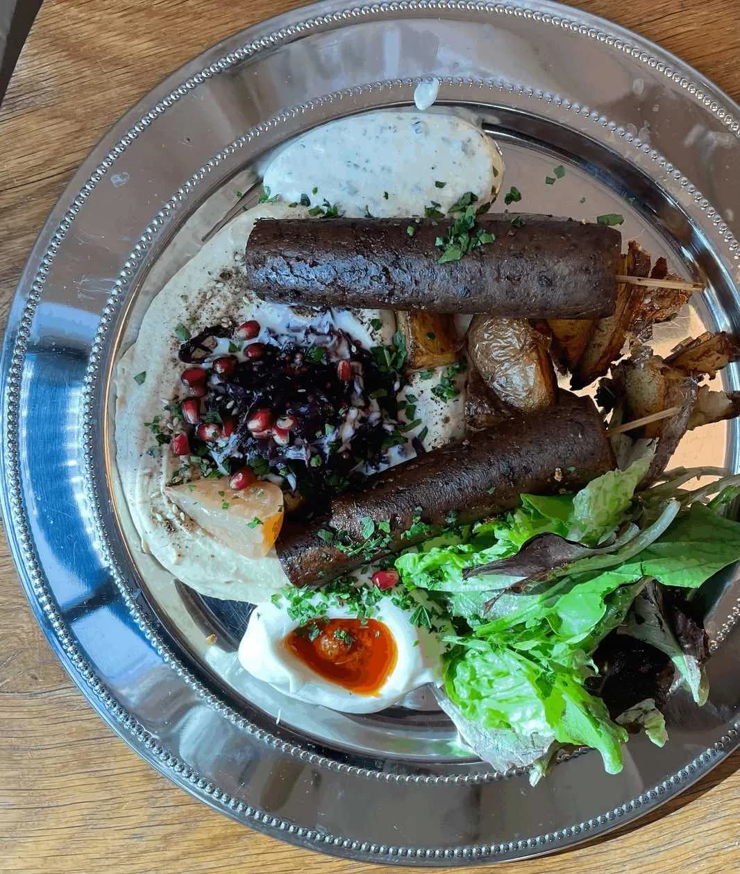 Taca pełna rarytasów