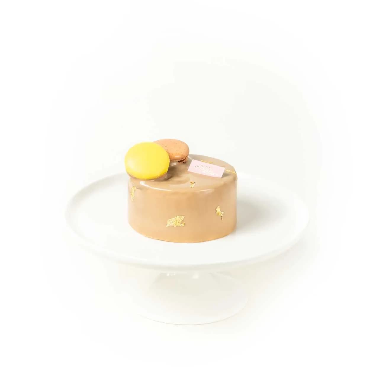 Mini Caramel and Lemon Cake