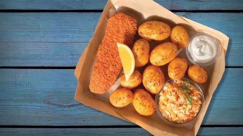 Zestaw obiadowy z mintajem panierowanym