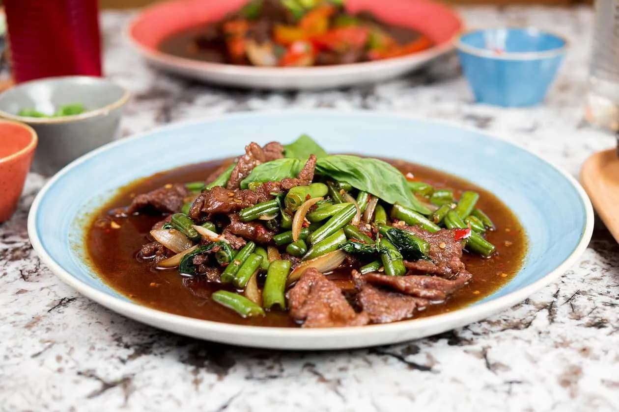 Stir Fried Beef with Thai Basil and Green Beans