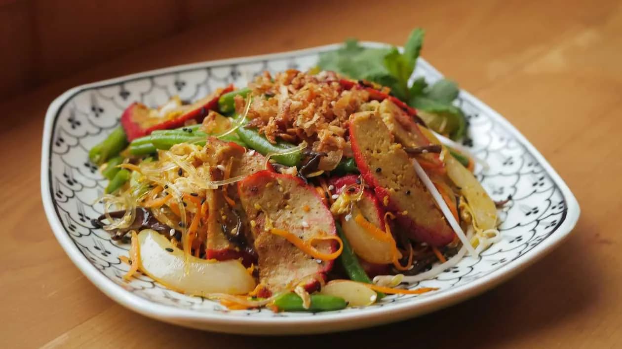 Fried soybean noodles vege