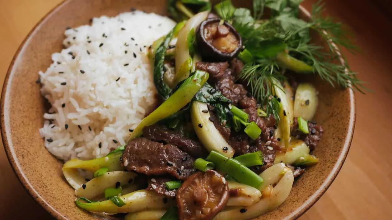 Fried beef with bok choy and shiitake mushrooms