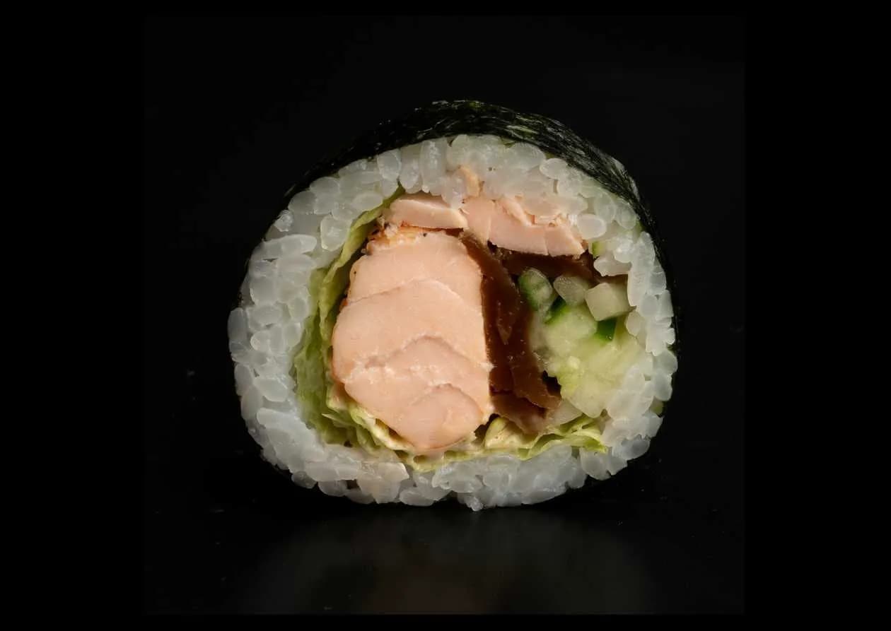 Futomaki grilled salmon