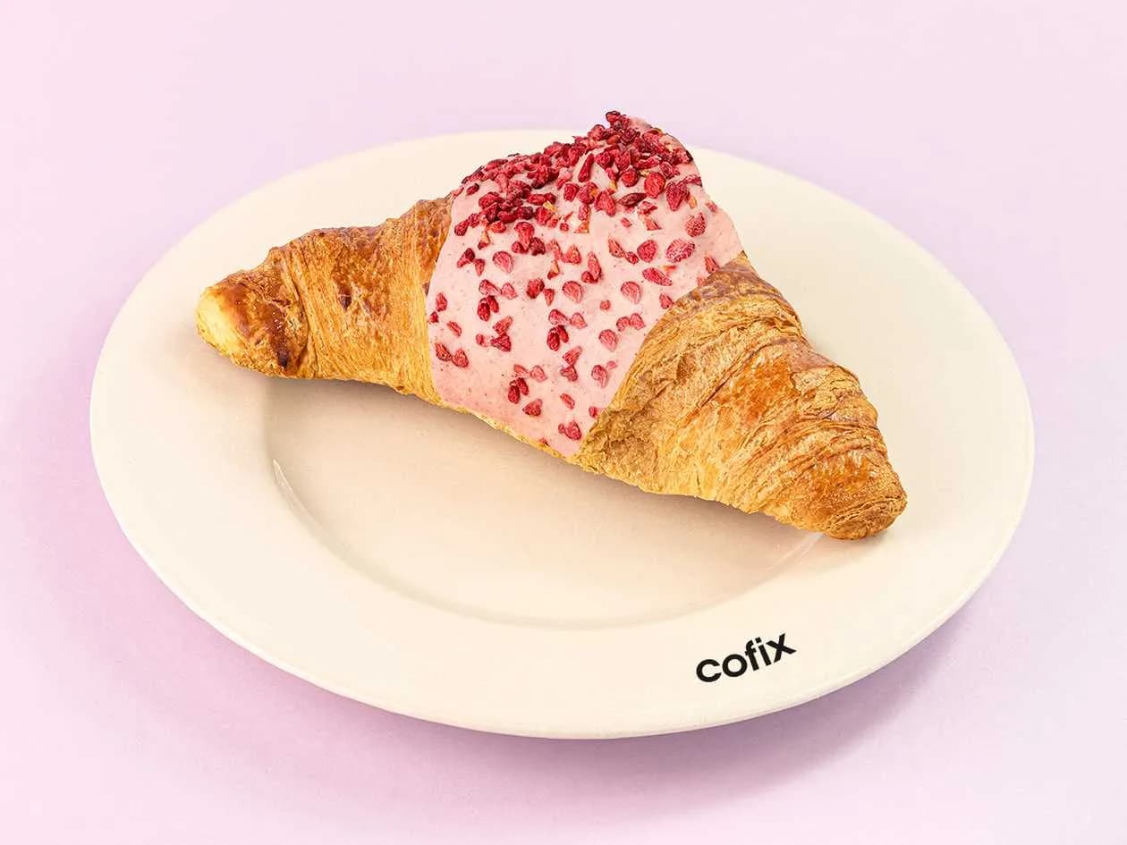 Croissant malinowy