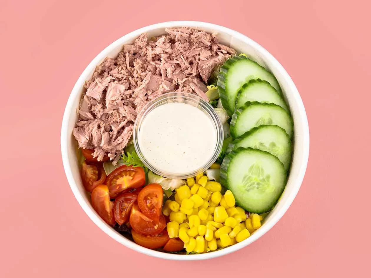 Sałatka z tuńczykiem