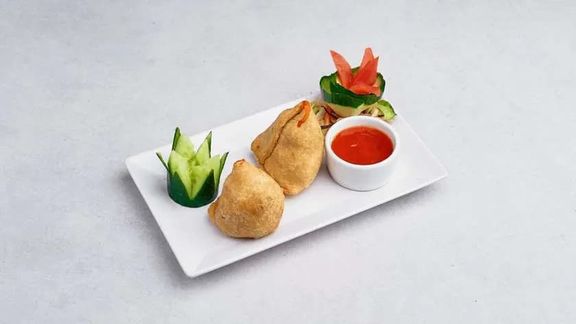 Vegetarian samosa