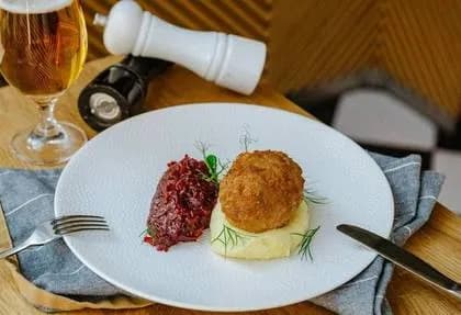 King of the Warsaw Pork Chops