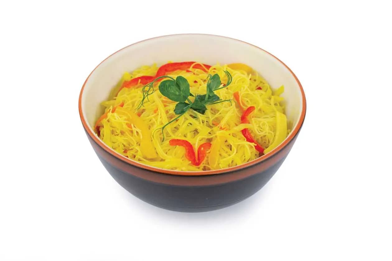 Rice Noodles with Vegetables in Singapore (300g)