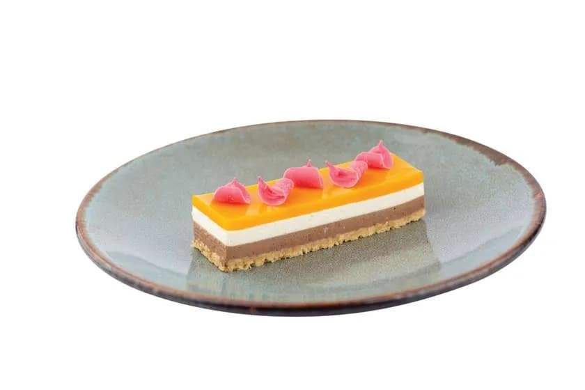 Lekki deser mango z migdałową praliną (120g)