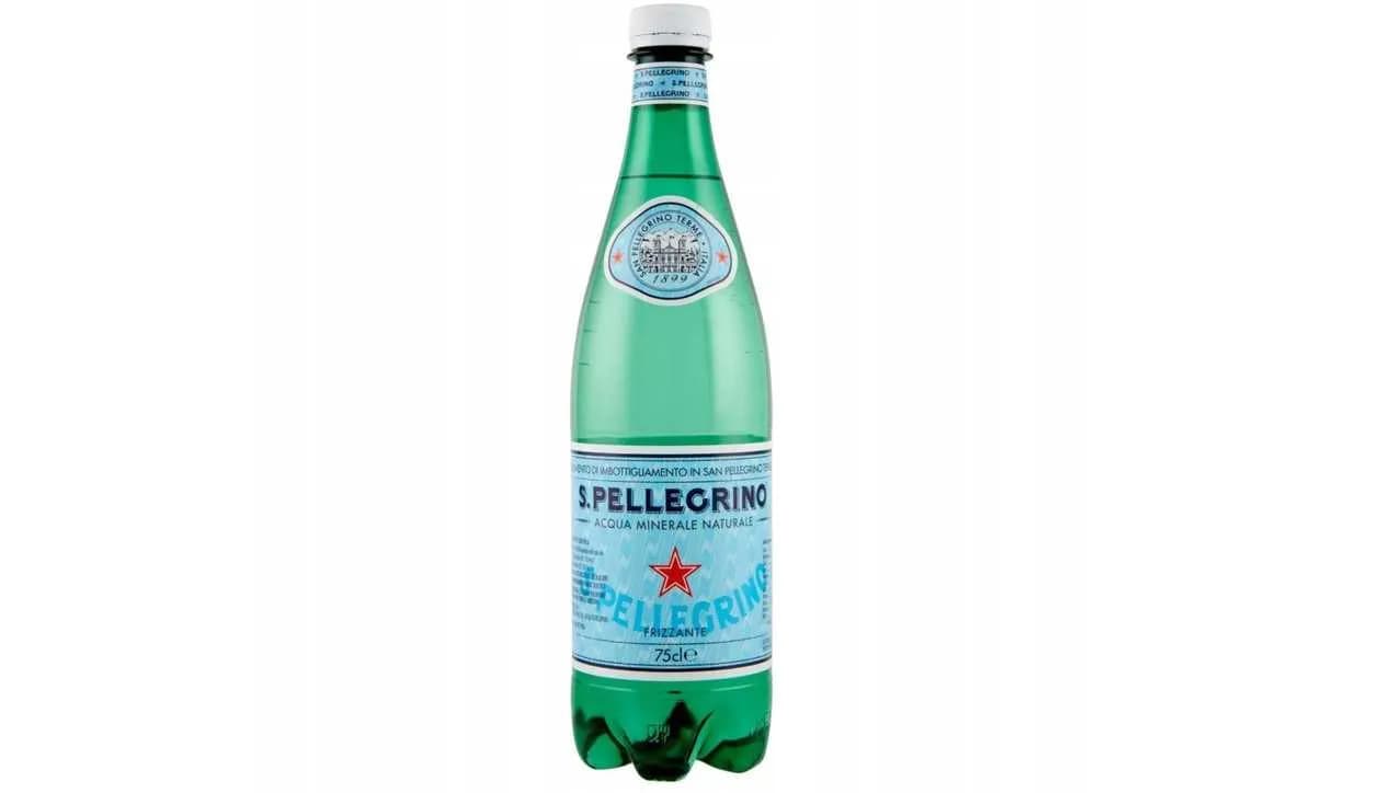 San Pellegrino sparkling water (750ml)