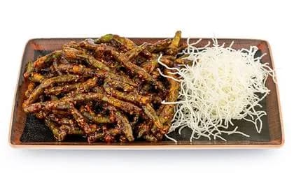 Crispy Green Beans in Honey Sauce with Sesame