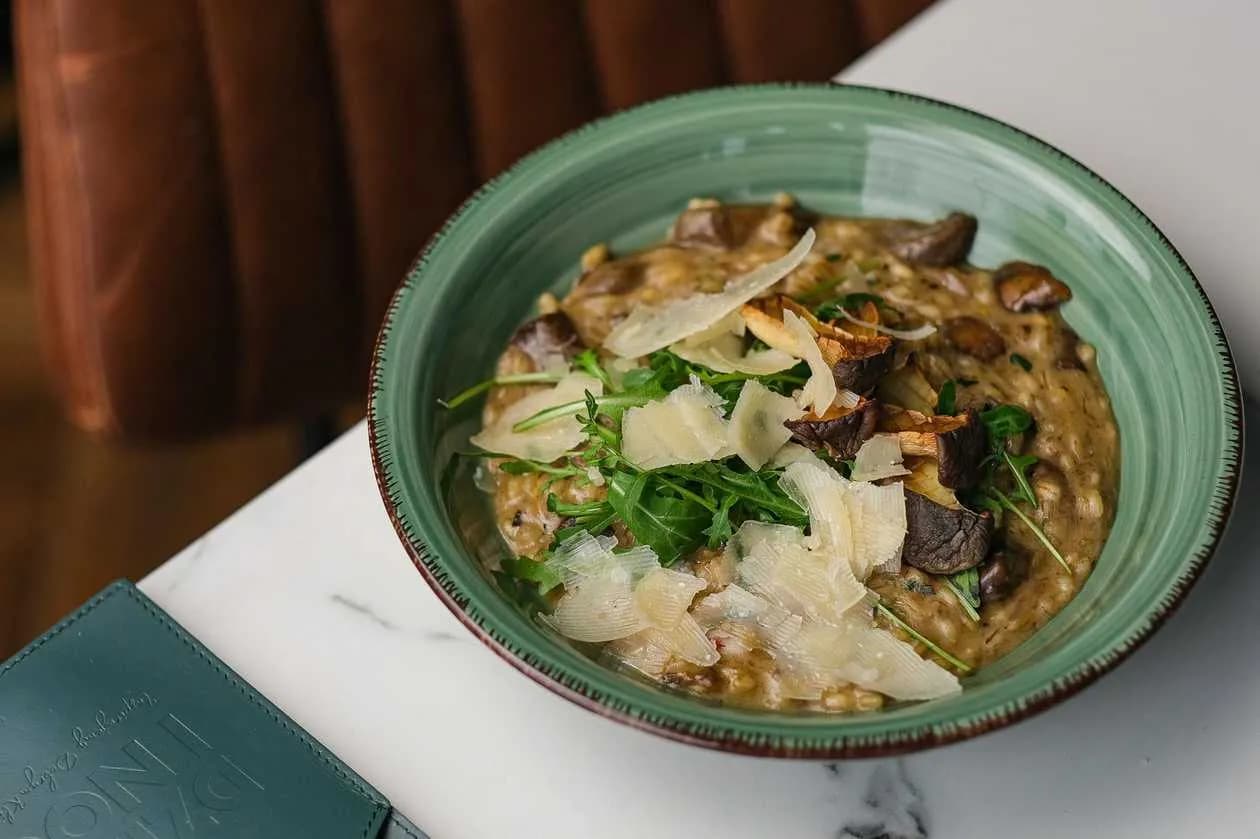 Pęczotto z grzybami leśnymi