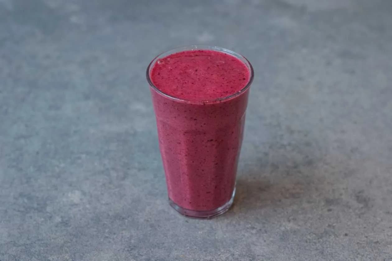 Smoothie Marakuja + acai + banan