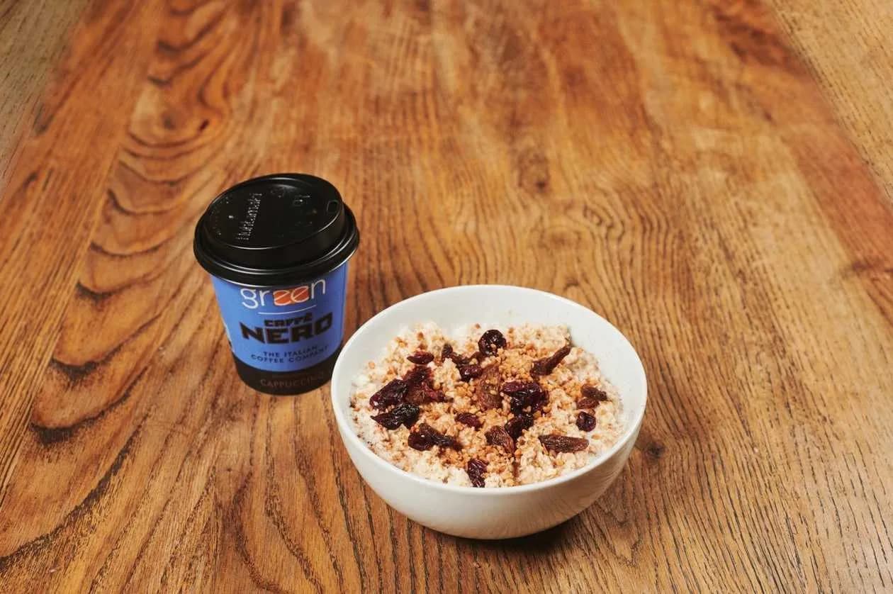 Owsianka + Flat White