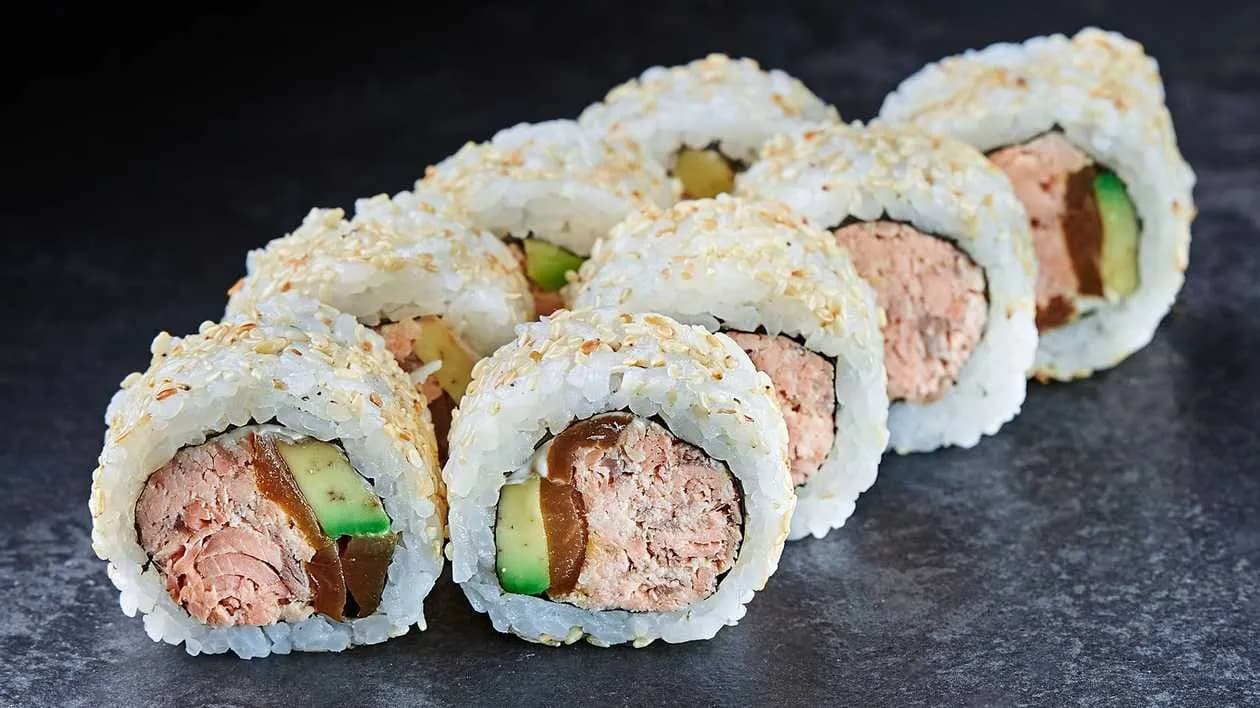 Roasted Salmon - california maki