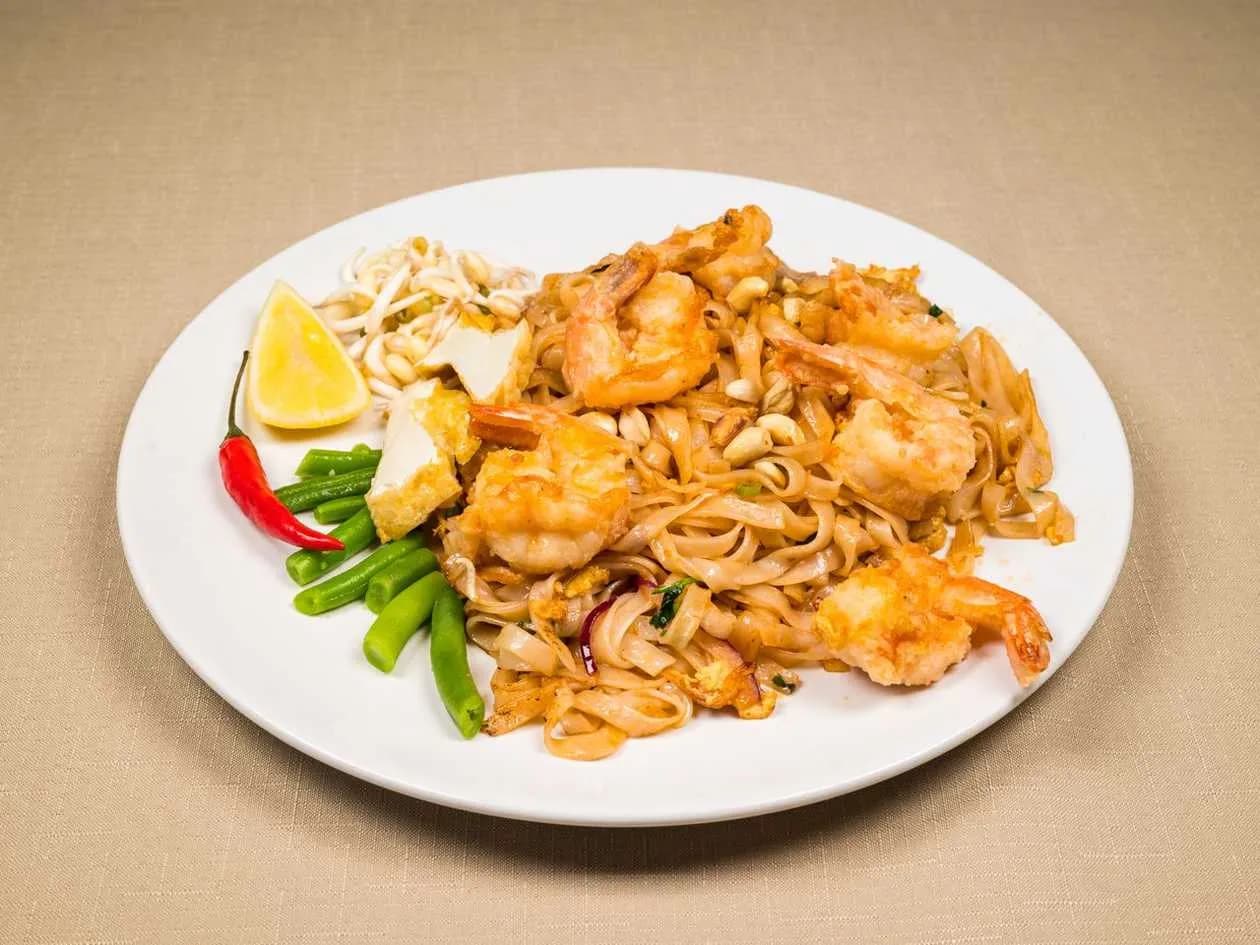 Pad Thai with Shrimps