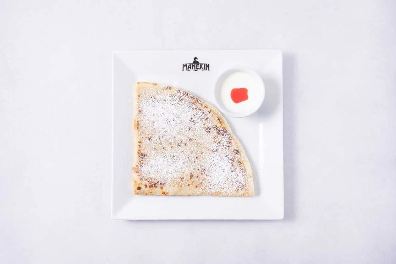 Jam: blueberry/strawberry/cherry, creamy sauce