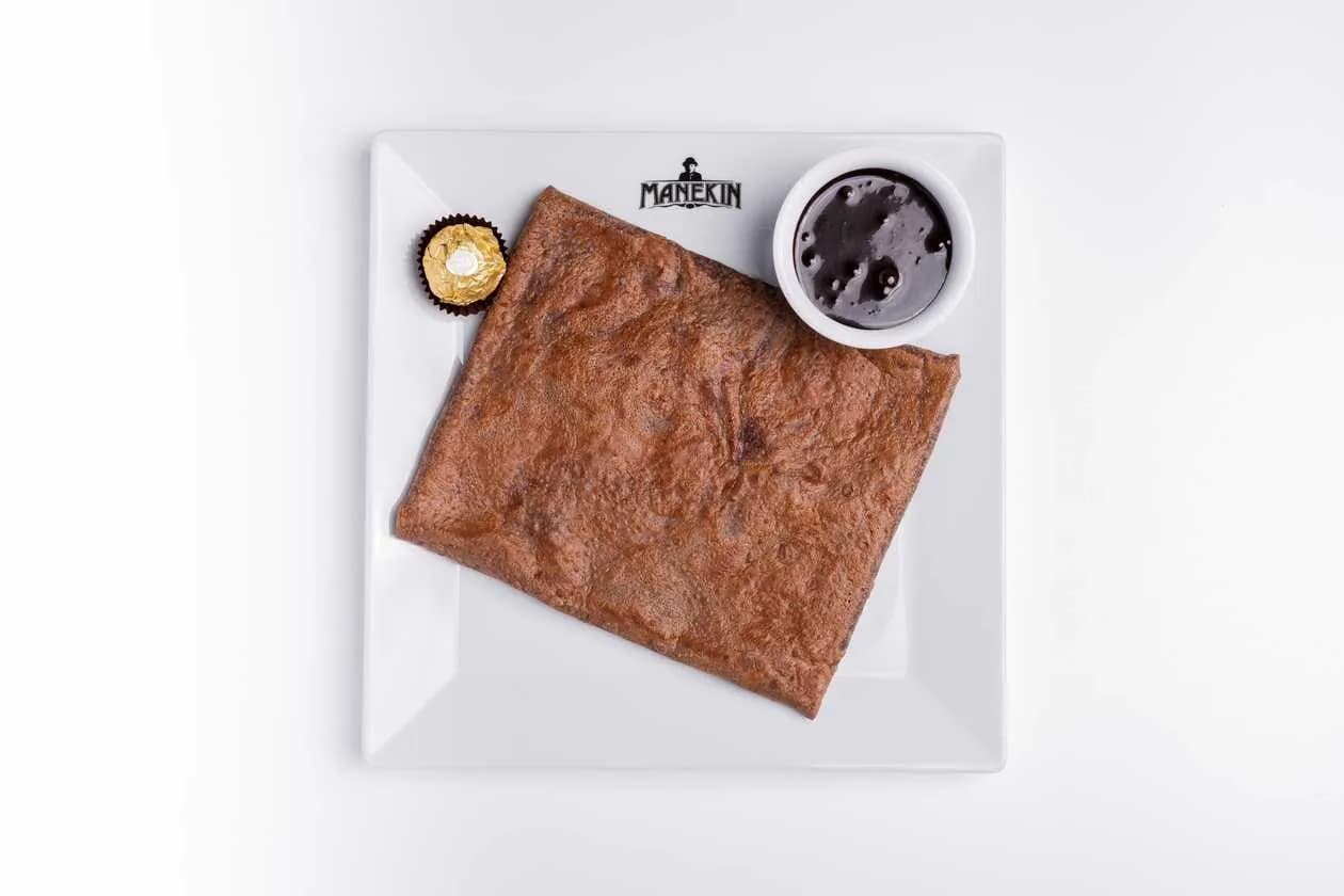 Ferrero, mascarpone, Nutella/Manekinella, seasonal fruits