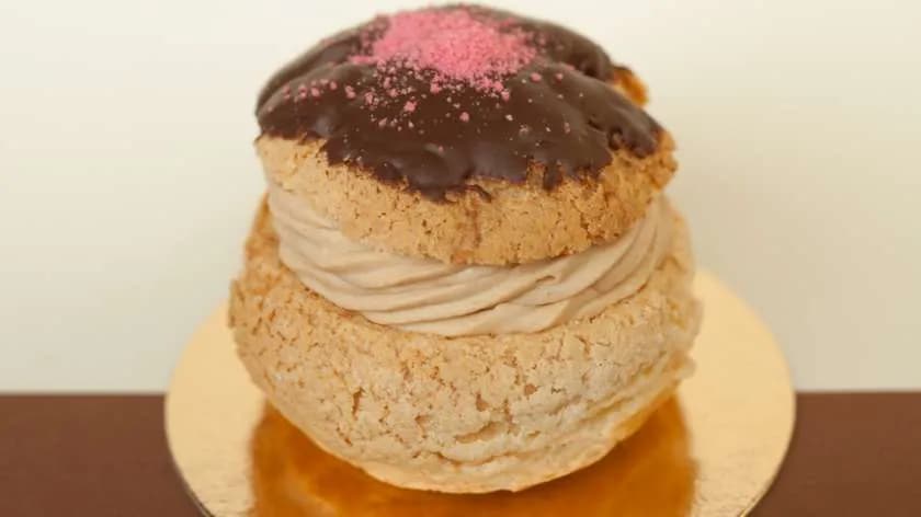 Ptyś pralina malina