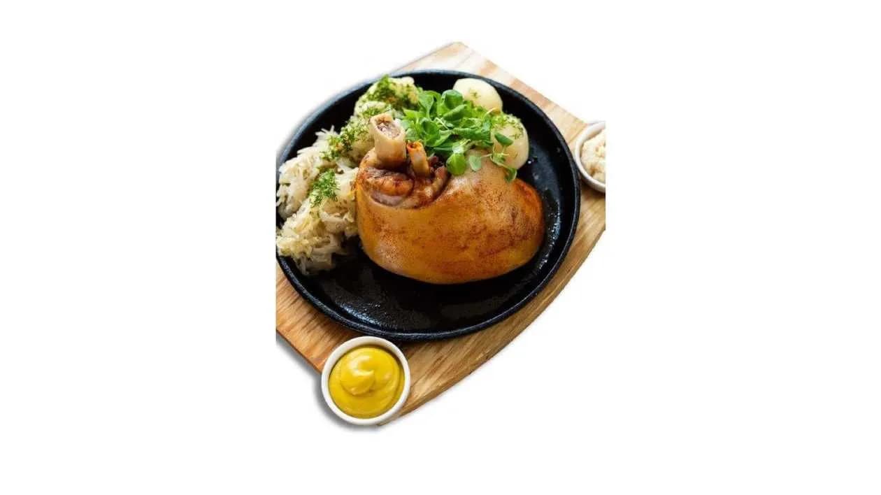 Pork knuckle with cabbage and potatoes