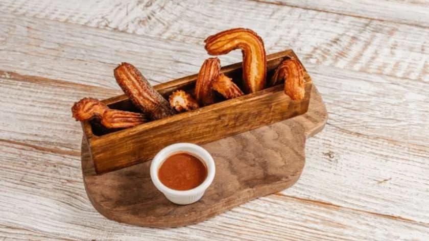 CHURROS TRES CHOCOLATES