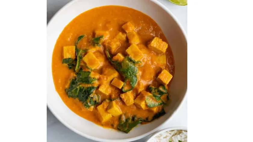 Special tofu curry (vegan)