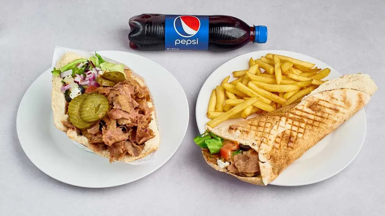 Family Set Medium Thin Rollo + Medium Thick + Small Fries + Pepsi Gratis.