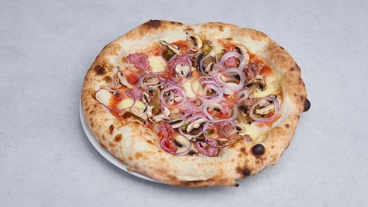 Pizza Salsiccia e Funghi
